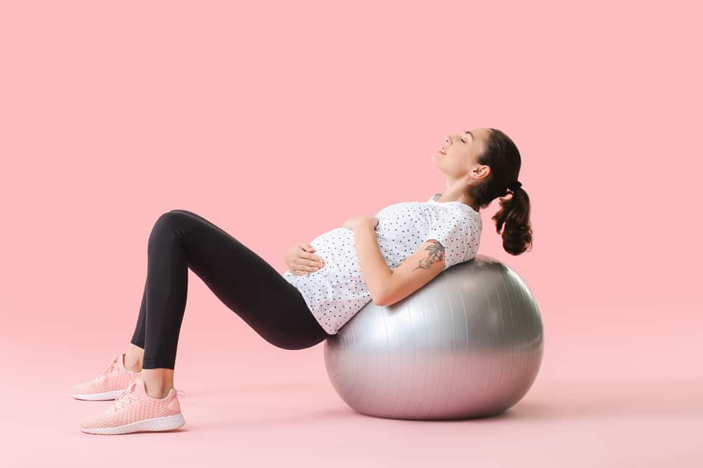 L'effet de l'entrainement avec le ballon d'exercice pendant la grossesse  sur l'accouchement